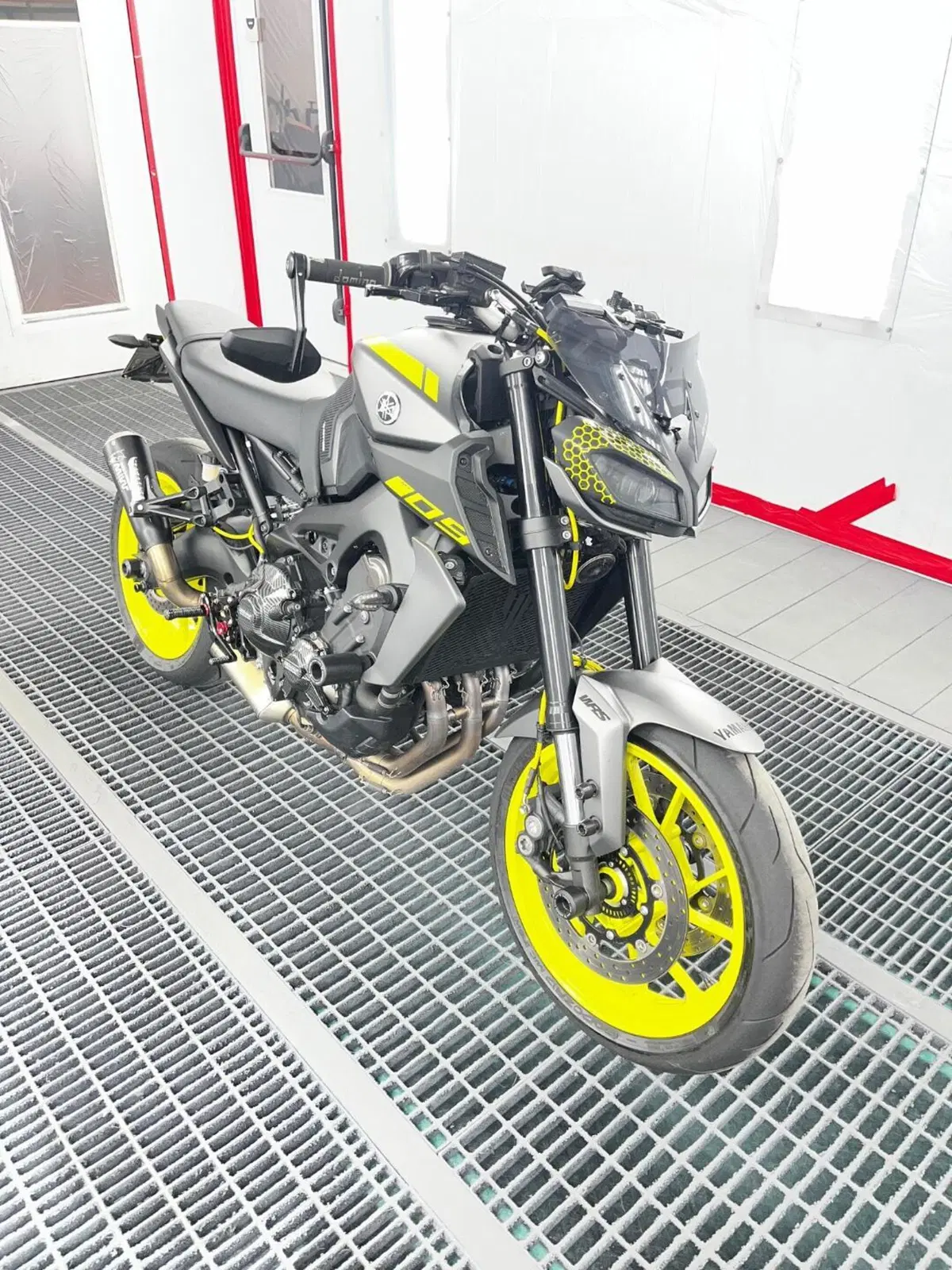 Yamaha MT-09 (2017 - 20) (3)