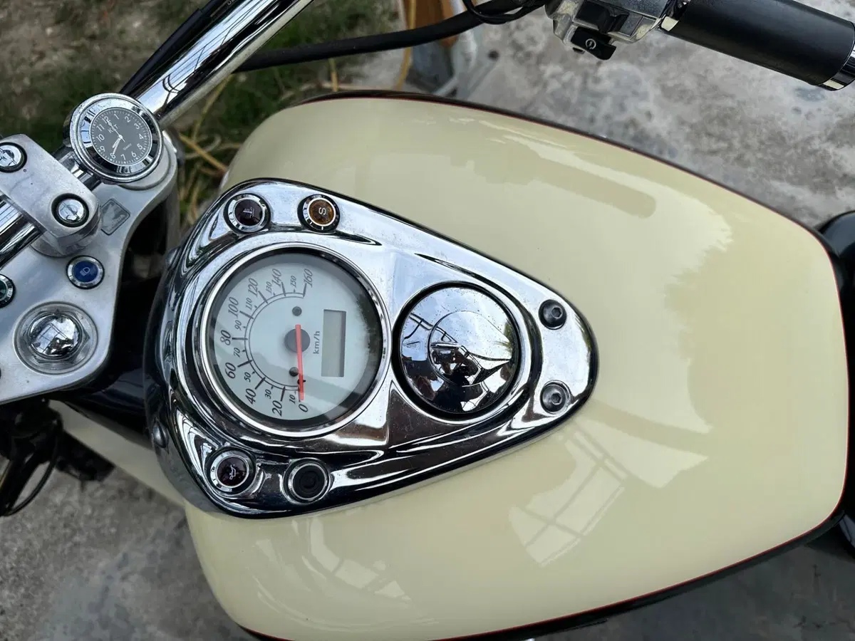 Honda Shadow 750 (2004) (6)