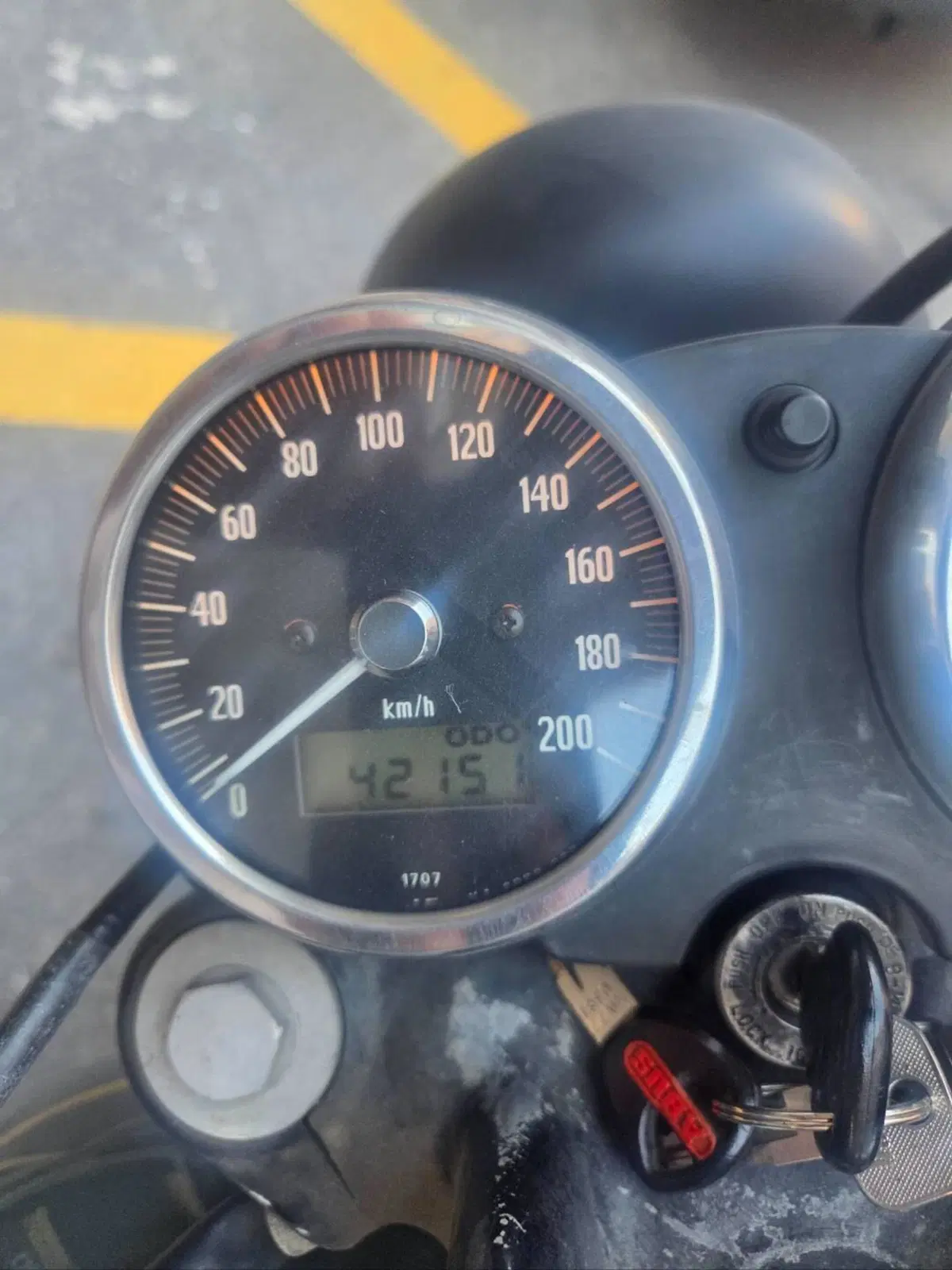 Kawasaki W 650 (2001 - 06) (14)