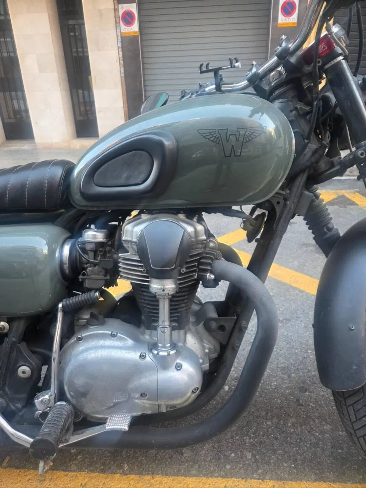 Kawasaki W 650 (2001 - 06) (4)
