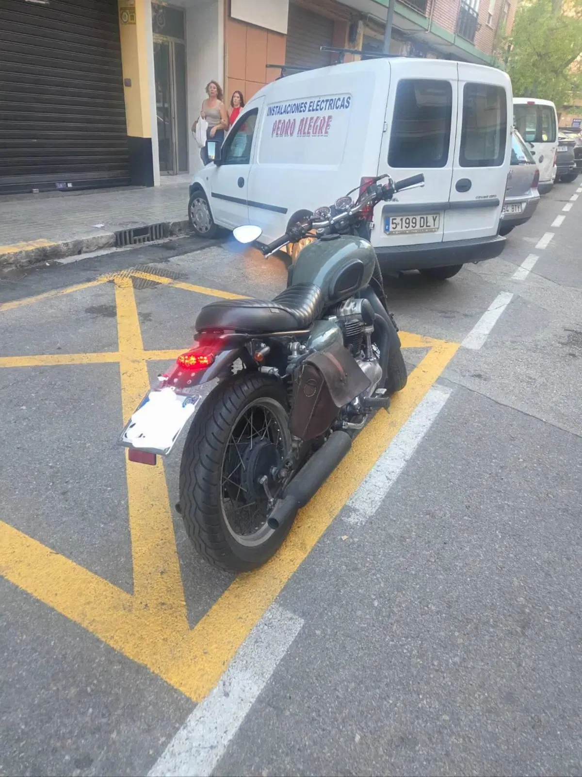 Kawasaki W 650 (2001 - 06) (6)
