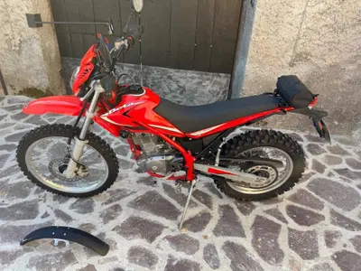 Betamotor Alp 200 (2018 - 20) usata