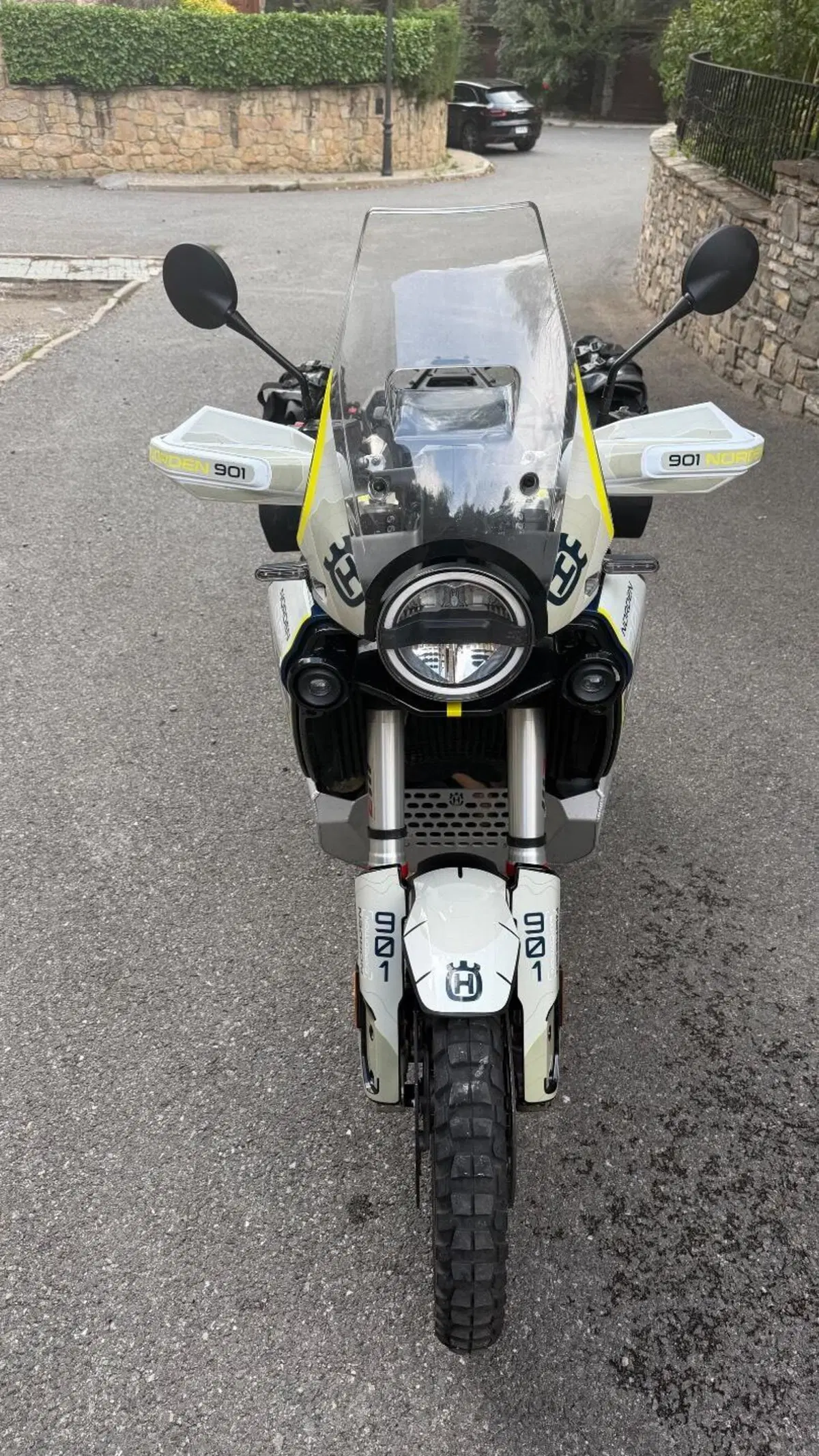 Husqvarna Norden 901 Expedition (2023 - 24) (3)