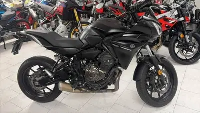 Yamaha Tracer 700 (2016 - 20) usata