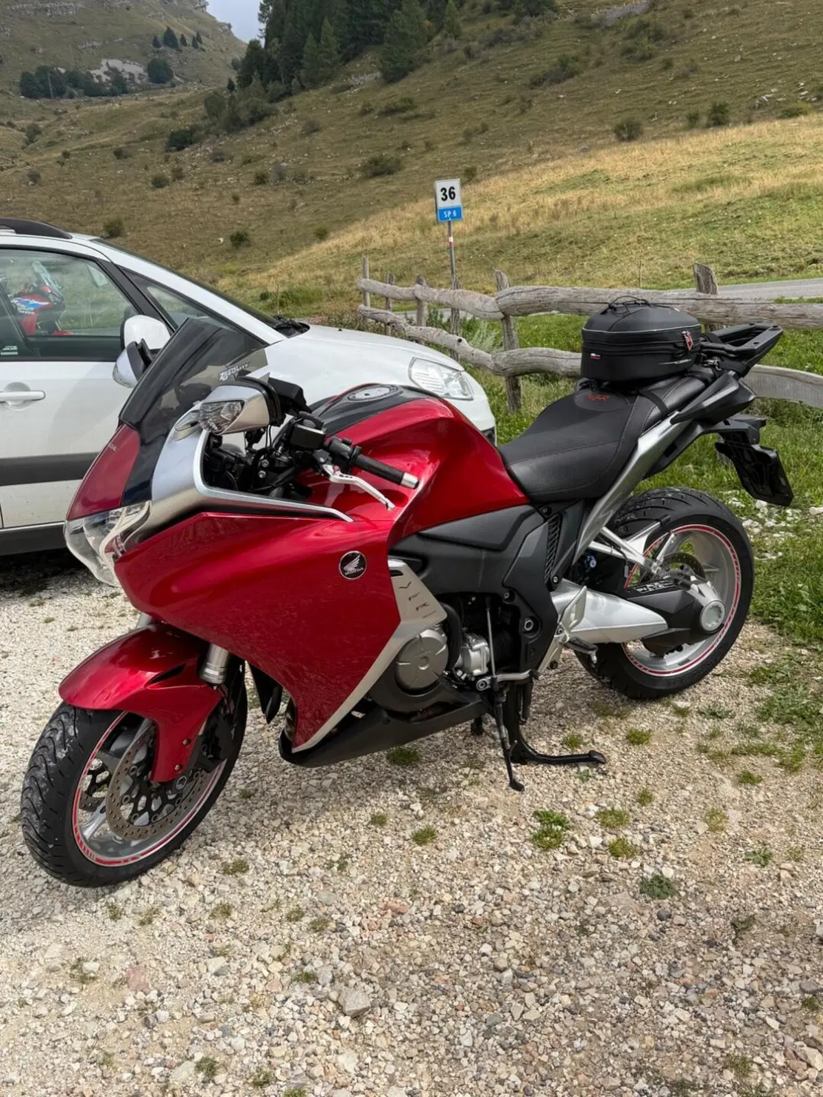 Honda VFR 1200 F ABS (2009 - 16) (3)