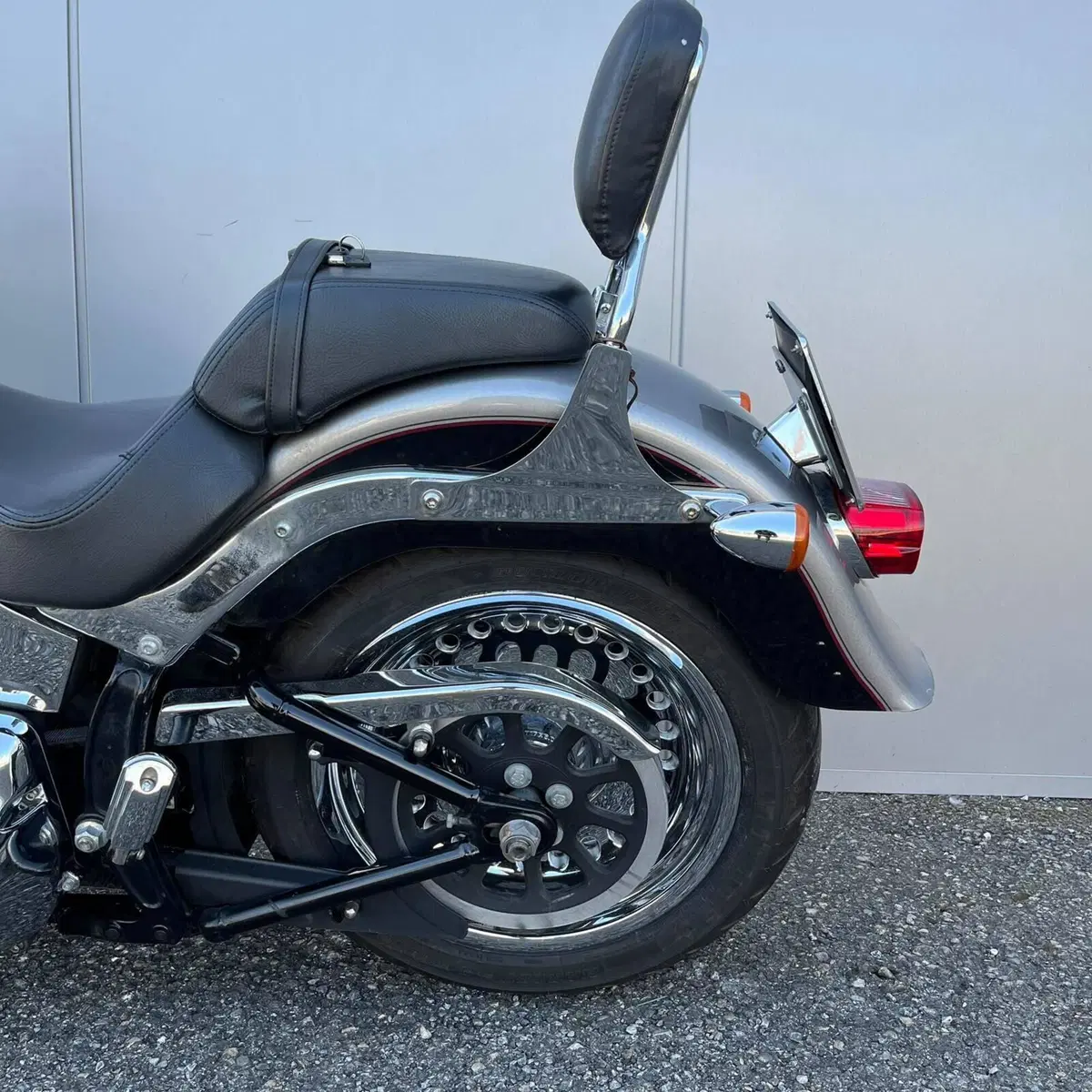 Harley-Davidson 1690 Fat Boy Special (2010 - 17) - FLSTF (21)