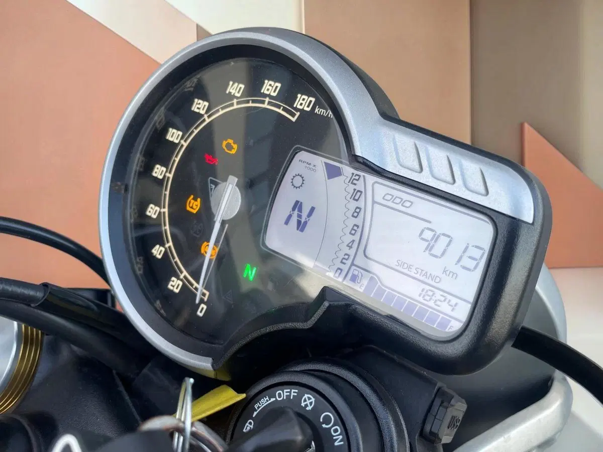 Triumph Speed 400 (2024 - 26) (6)
