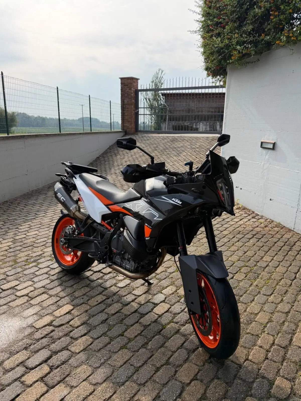 KTM 890 SMT (2023 - 25)