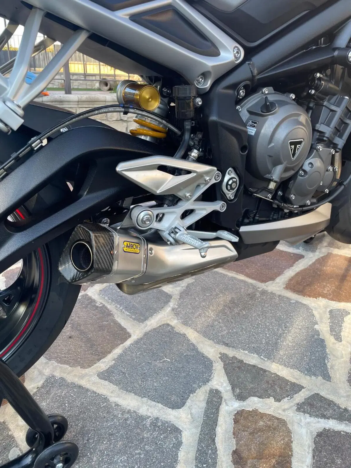Triumph Street Triple RS (2017 - 19) (12)