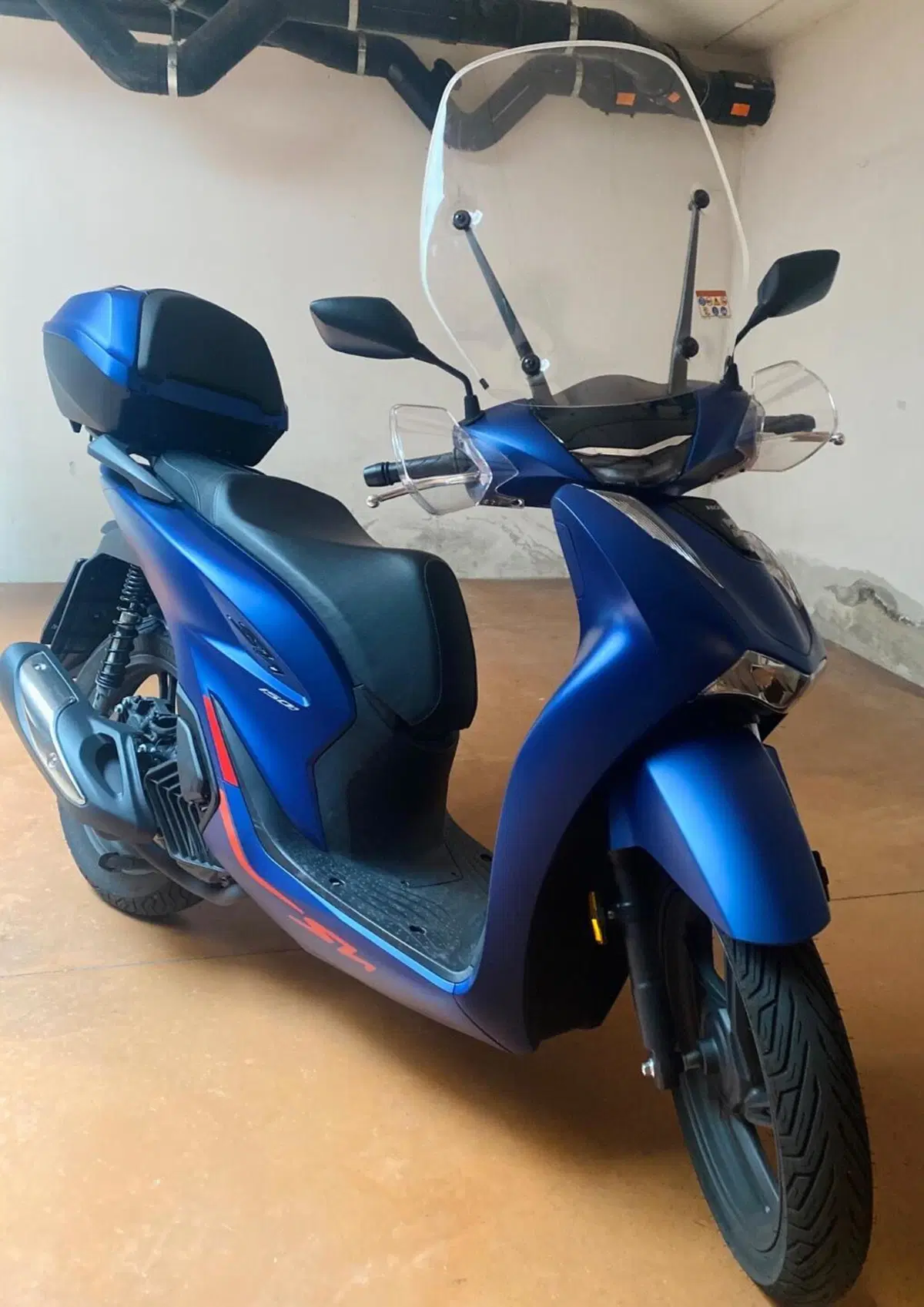 Honda SH 150i (2024 - 25) (2)