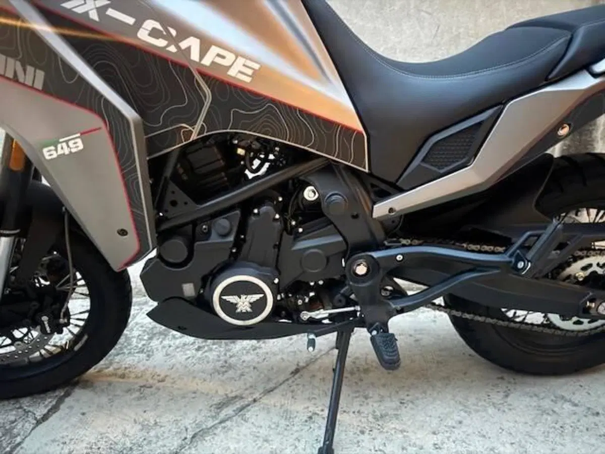 Moto Morini X-Cape 650 (2021 - 26) (6)