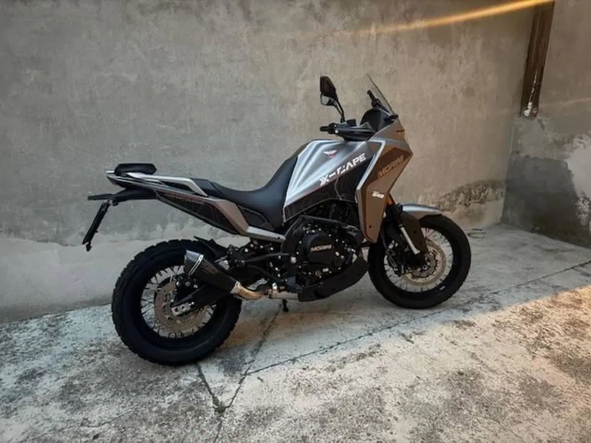 Moto Morini X-Cape 650 (2021 - 26) (11)