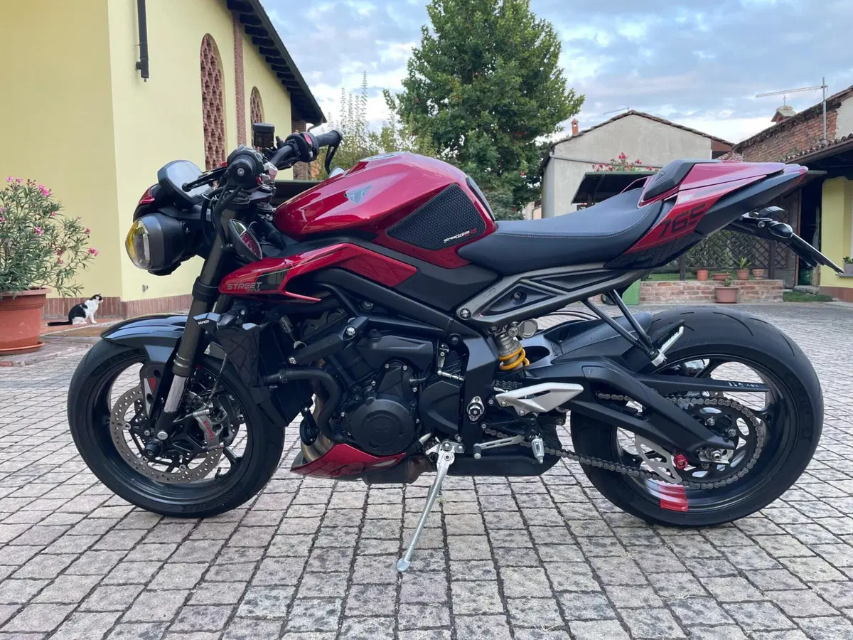 Triumph Street Triple 765 RS (2023 - 26)