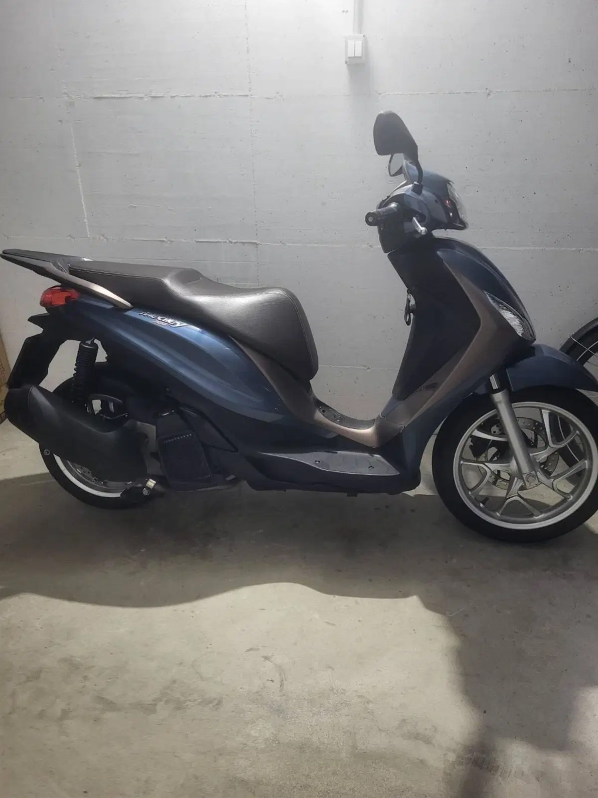 Piaggio Medley 125 (2020) (2)