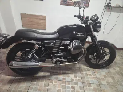 Moto Guzzi V7 Classic (2008 - 12) usata