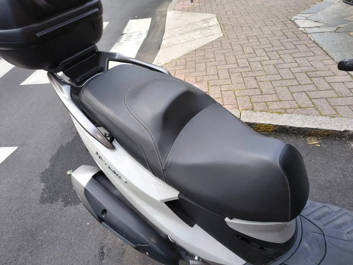 Kymco X-Town 300i City (2021 - 25) (7)