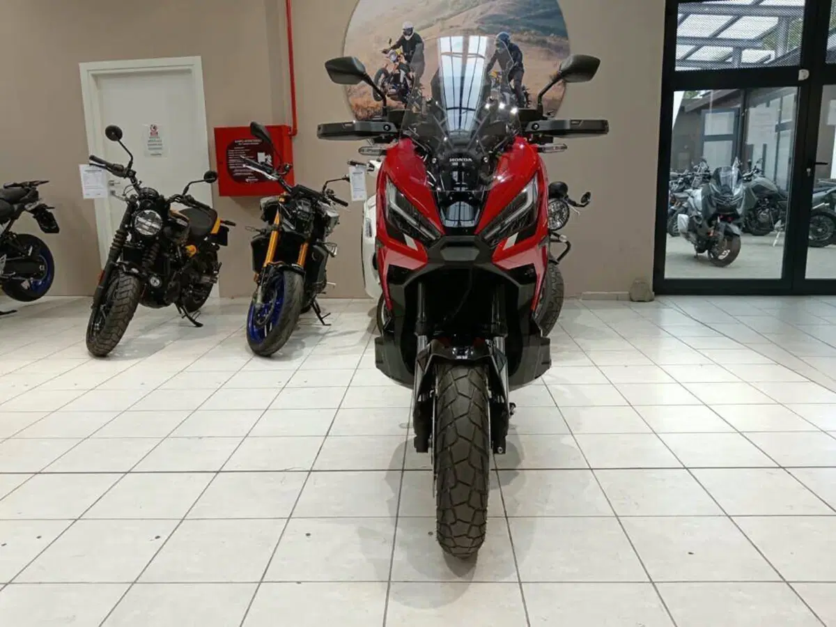 Honda X-ADV 750 DCT (2021 - 24) (2)