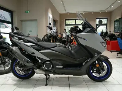 Yamaha T-Max 560 (2020 - 21) usata