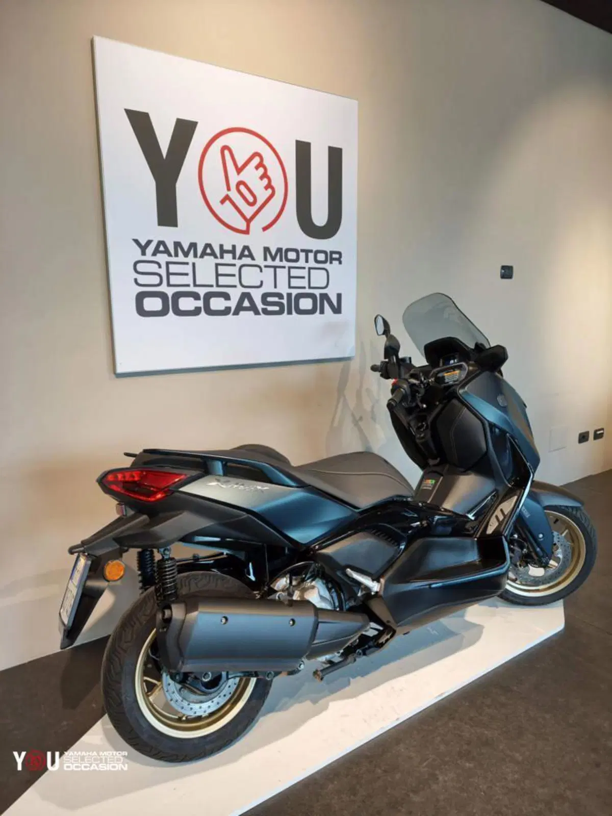 Yamaha X-Max 300 Tech Max (2021 - 24) (3)