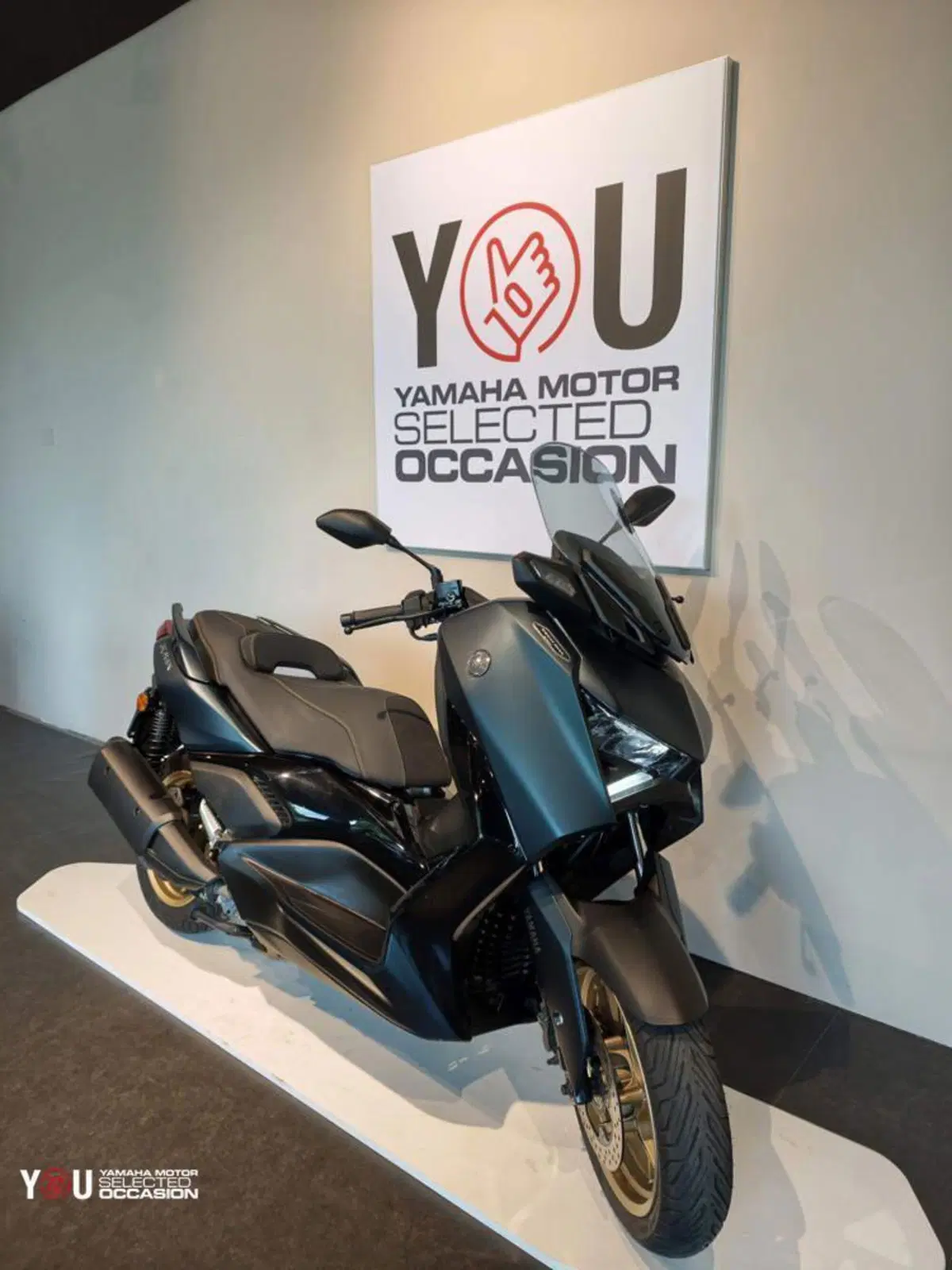 Yamaha X-Max 300 Tech Max (2021 - 24) (2)