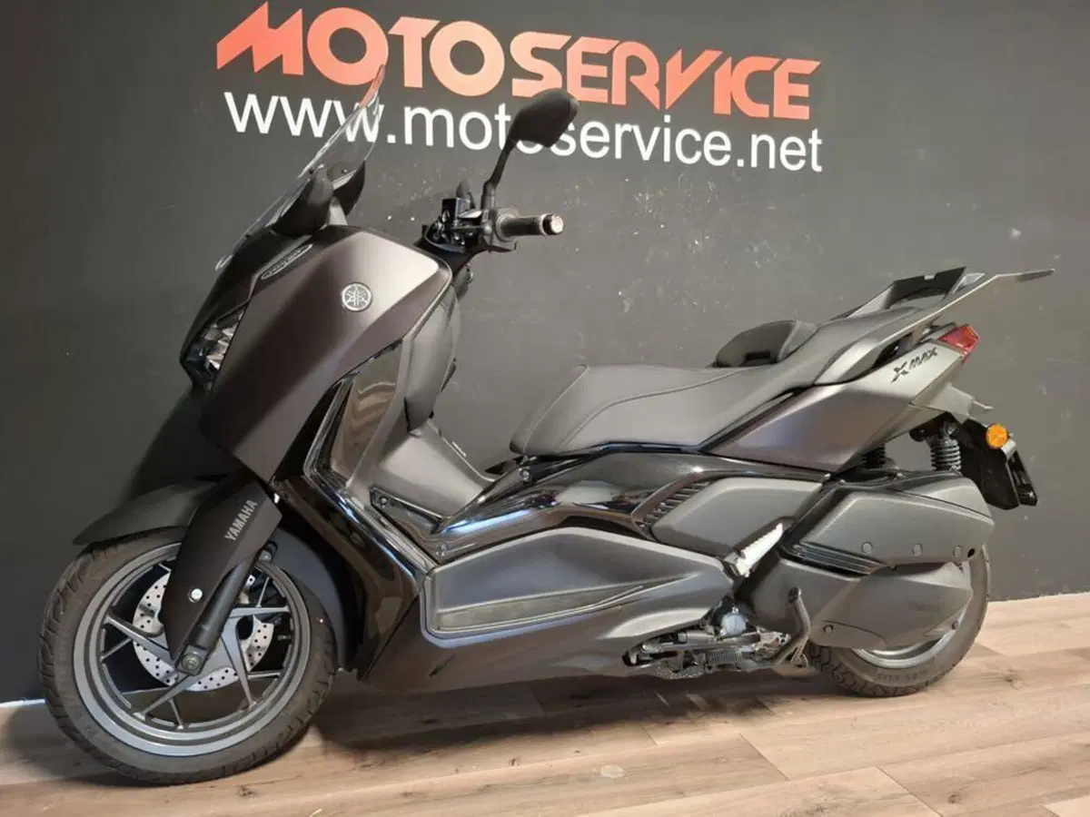Yamaha X-Max 300 (2025 - 26) (2)