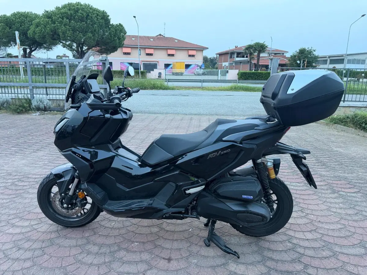 Honda ADV 350 (2025 - 26) (2)