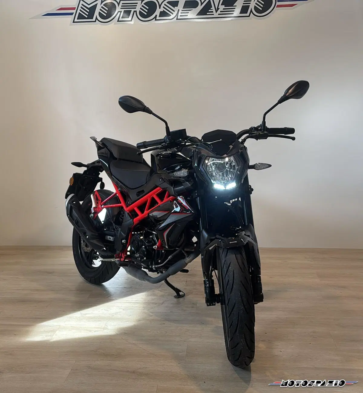 Benelli BN 125 (2021 - 25) (2)
