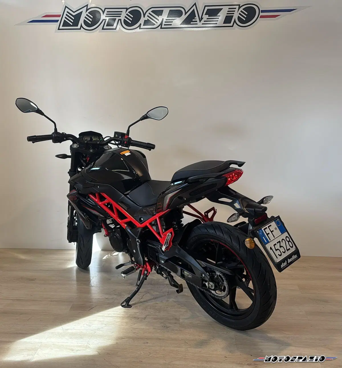Benelli BN 125 (2021 - 25) (4)