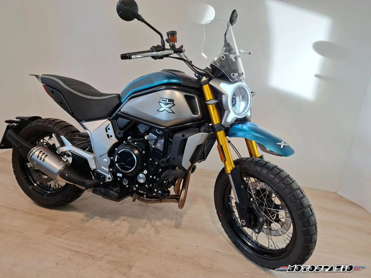 CFMOTO 700CL-X Adventure (2023 - 26)