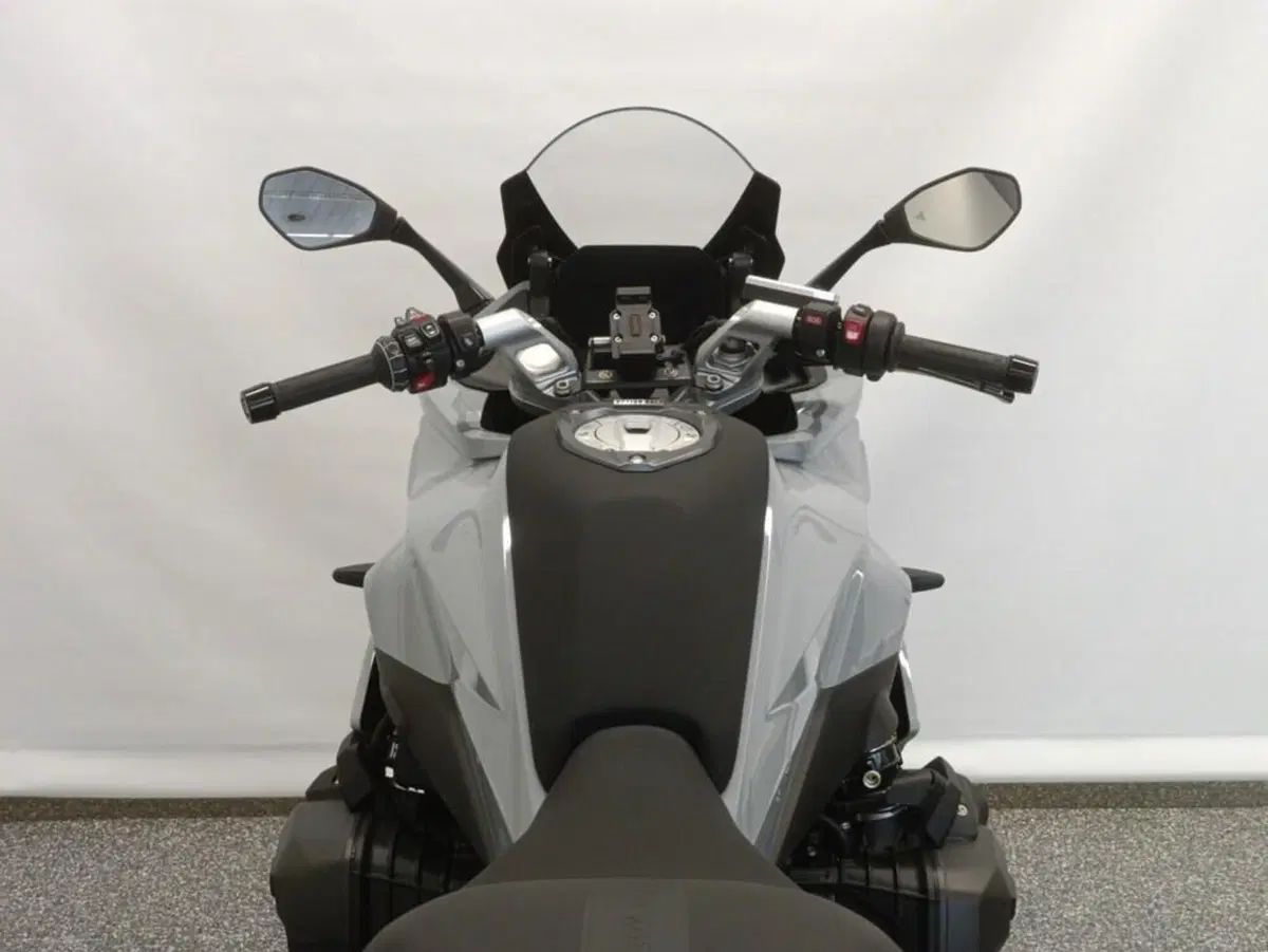 Bmw R 1300 RS (2026) (6)