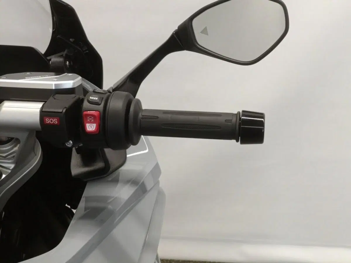 Bmw R 1300 RS (2026) (8)