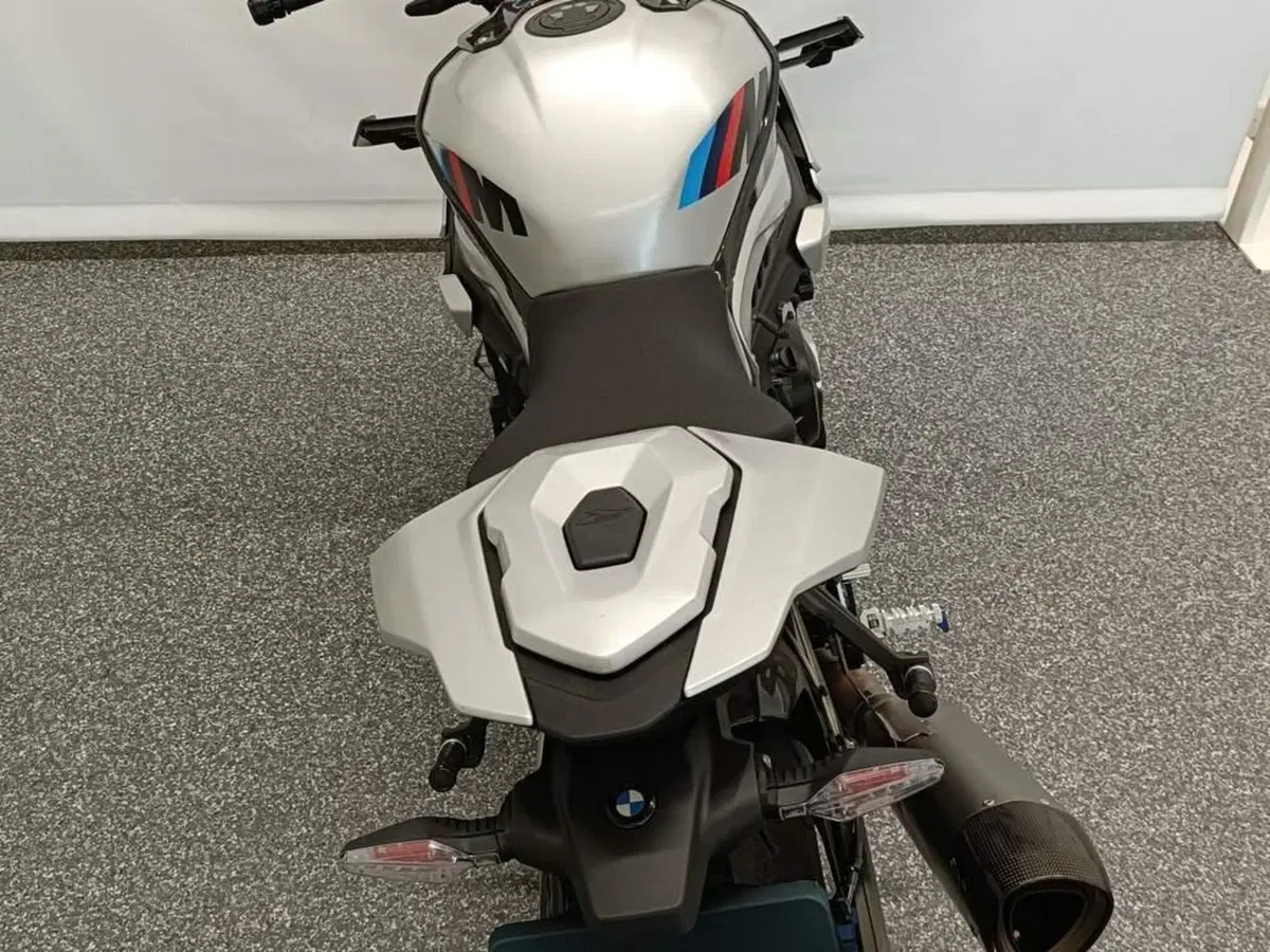 Bmw M 1000 R (2025 - 27) (5)