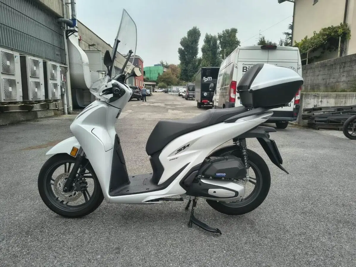 Honda SH 150 (2026) (3)