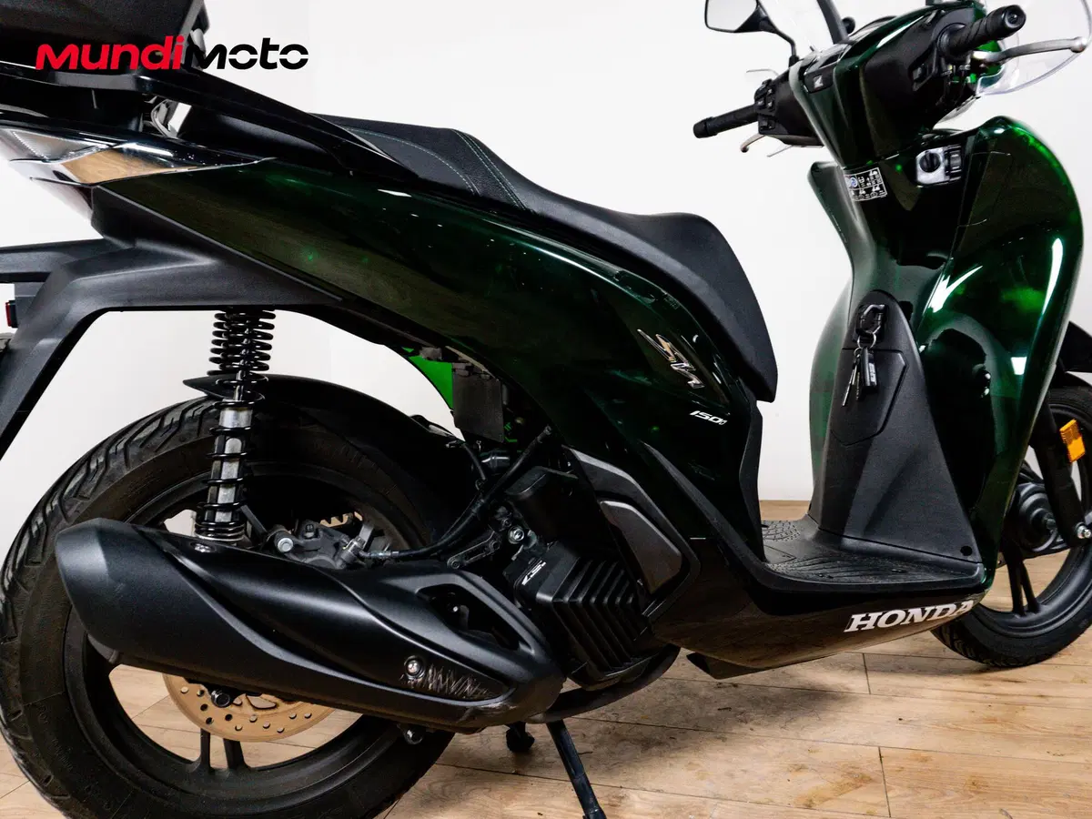 Honda SH 150i Vetro (2024 - 25) (2)