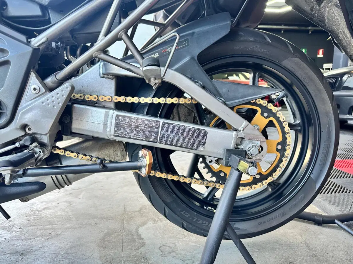Kawasaki Versys 650 (2010 - 13) (10)