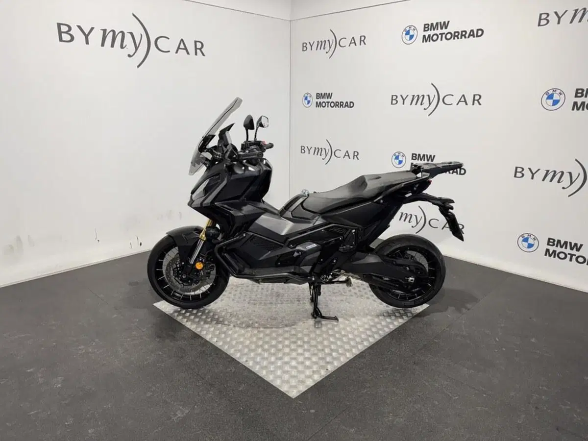 Honda X-ADV 750 DCT Adventure (2021 - 24) (11)