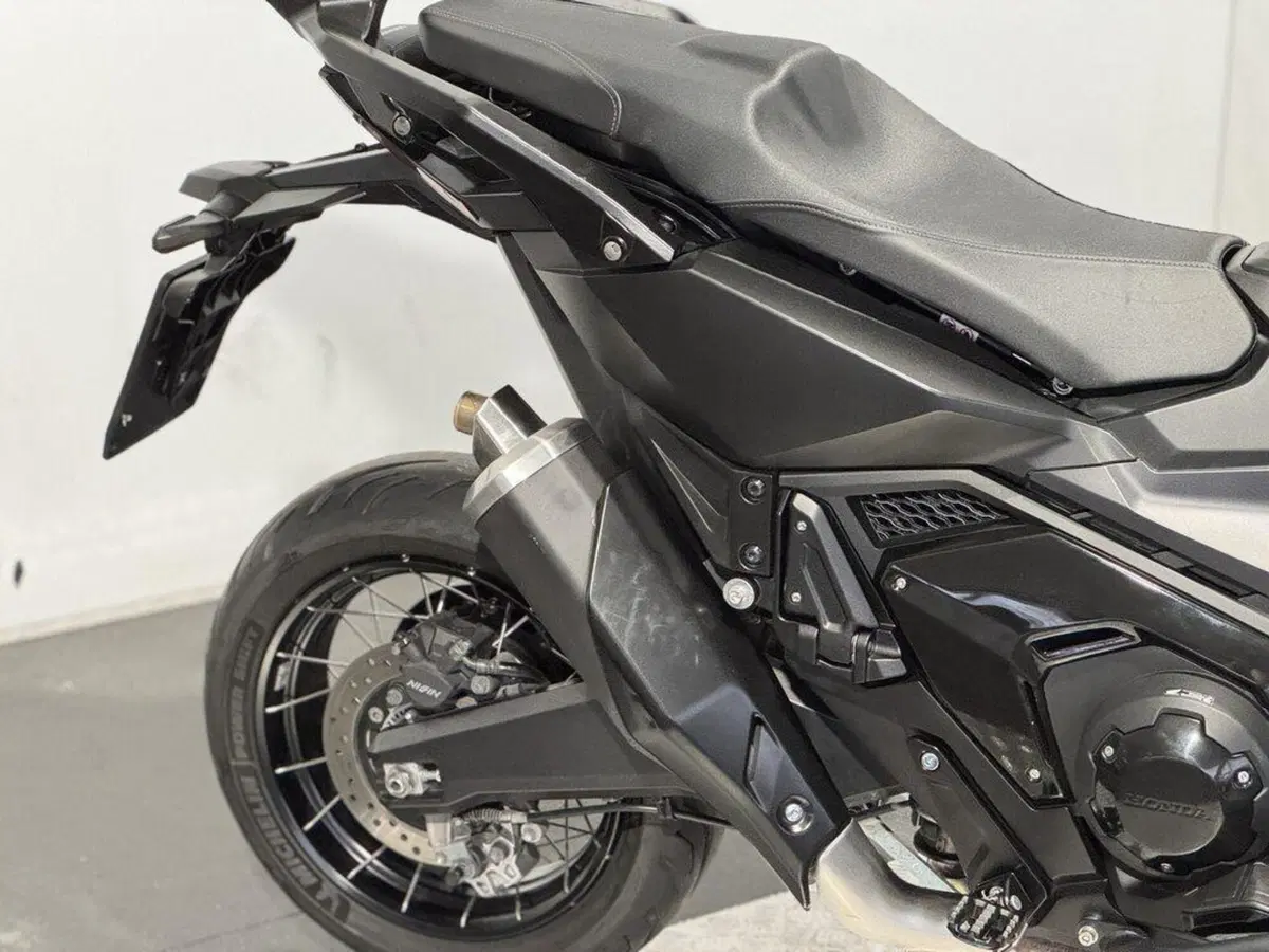 Honda X-ADV 750 DCT Adventure (2021 - 24) (12)
