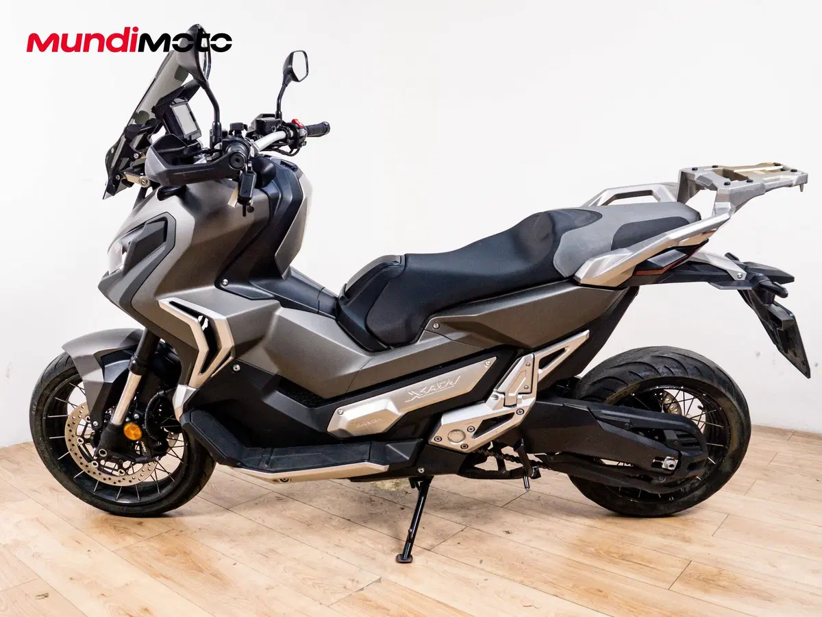Honda X-ADV 750 (2017) (6)