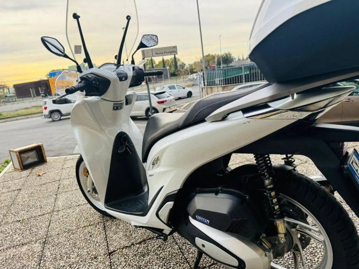 Honda SH 150i (2020 - 23) (9)