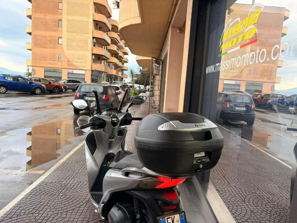 Honda SH 150i (2017 - 19) (2)