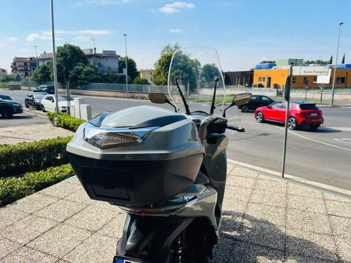 Honda SH 150i (2020 - 23) (9)
