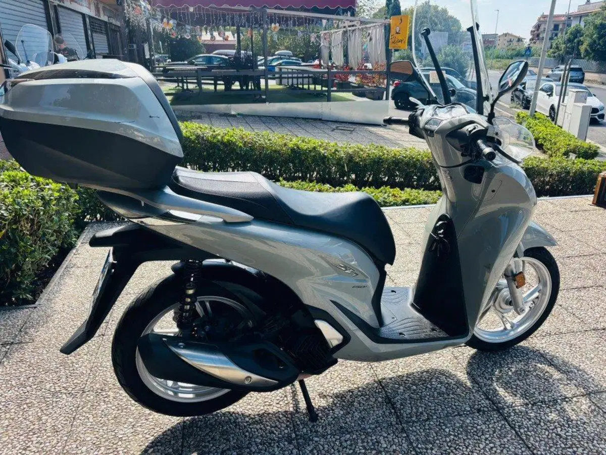 Honda SH 150i (2020 - 23) (4)