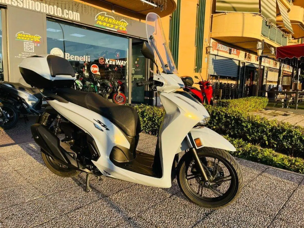 Honda SH 350i Sport (2025 - 26) (8)