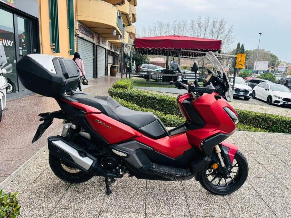 Honda ADV 350 (2022 - 24) (8)
