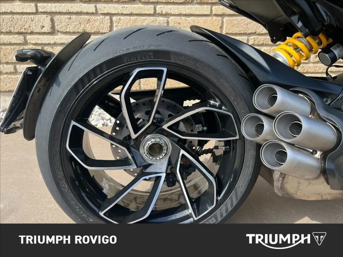 Ducati Diavel V4 (2023 - 26) (2)