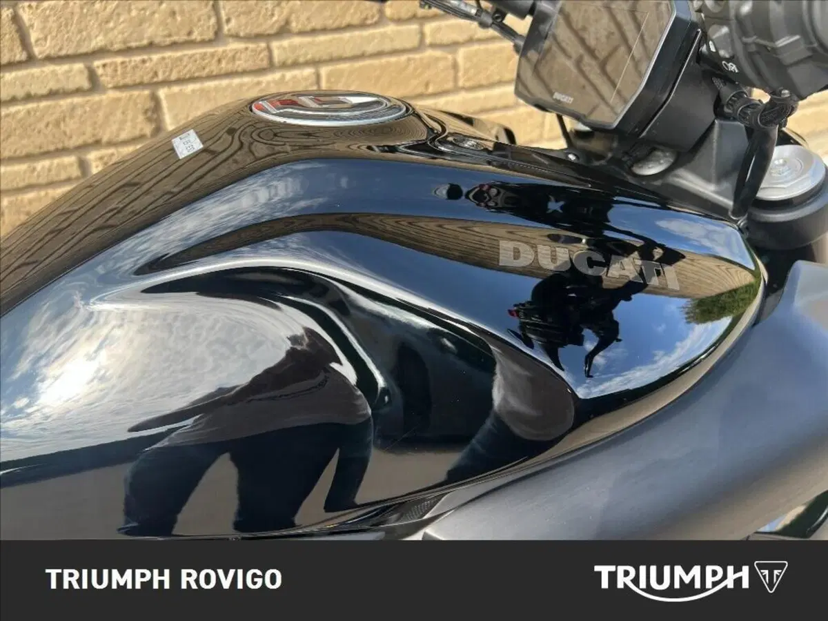 Ducati Diavel V4 (2023 - 26) (3)