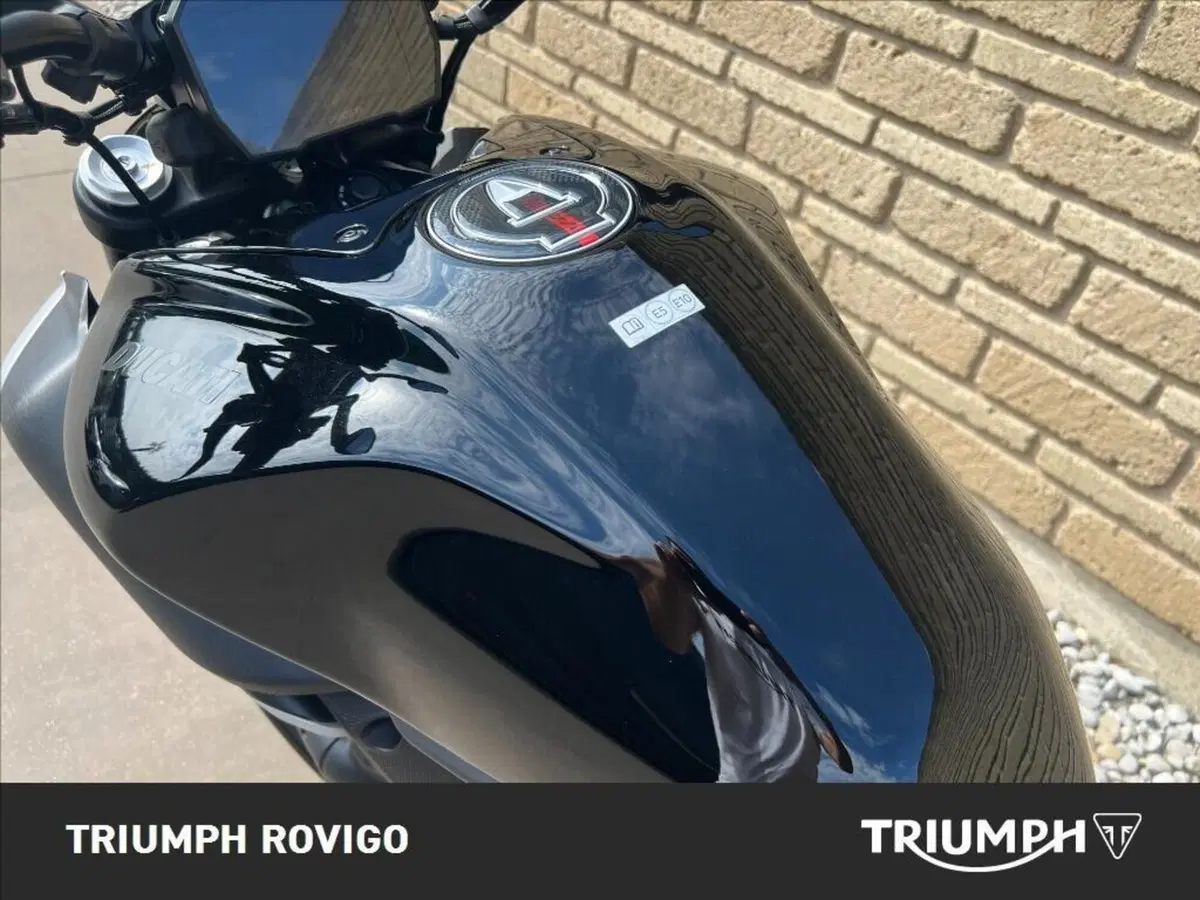 Ducati Diavel V4 (2023 - 26) (15)