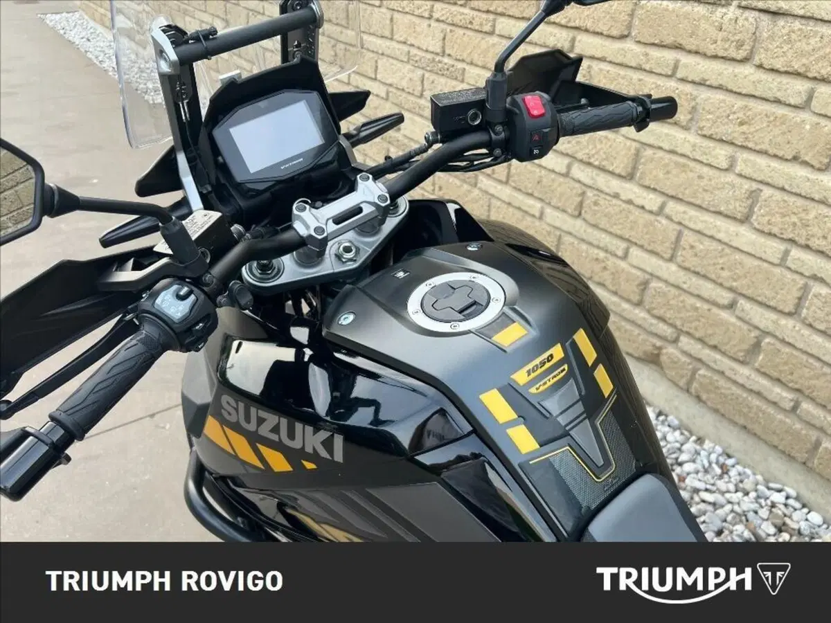 Suzuki V-Strom 1050XT (2020 - 23) (3)