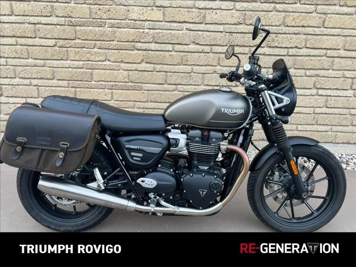Triumph Street Twin 900 (2021 - 22) (6)