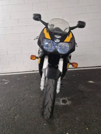 Honda CBR 900 RR (1996 - 97) usata